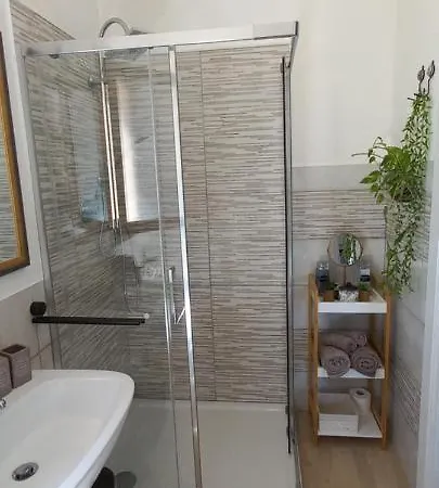 Bed and Breakfast Orchidea Όλμπια